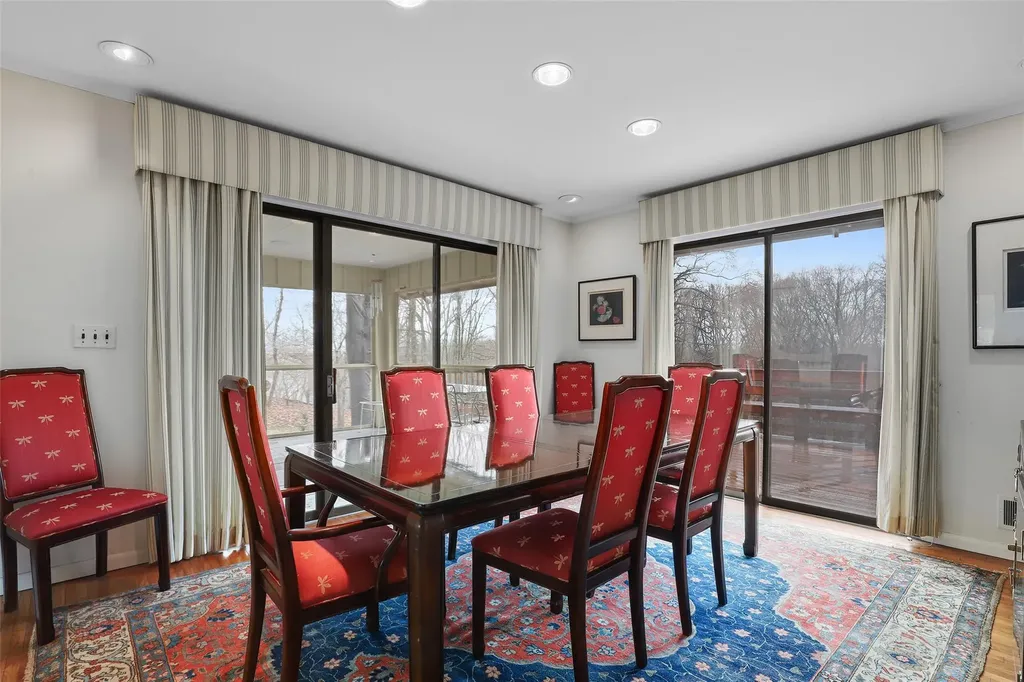 18 Redcoat Lane Waccabuc NY 10597
