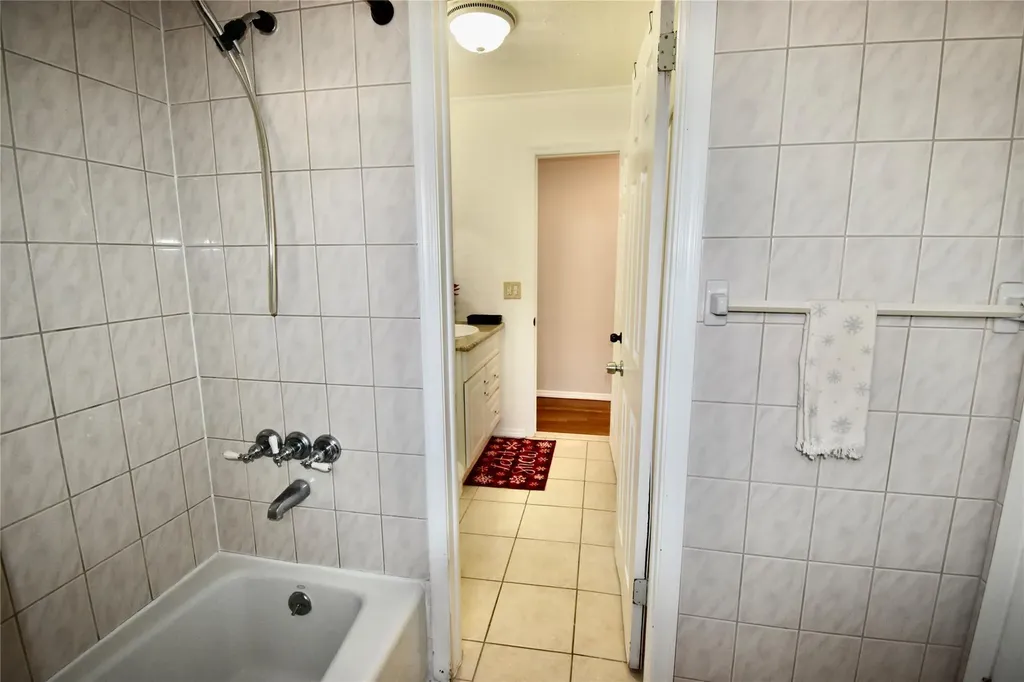 38 Scotland Road Spring Valley NY 10977