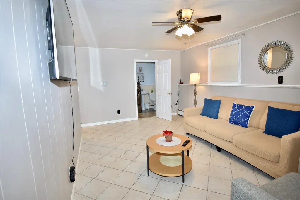 38 Scotland Road Spring Valley NY 10977