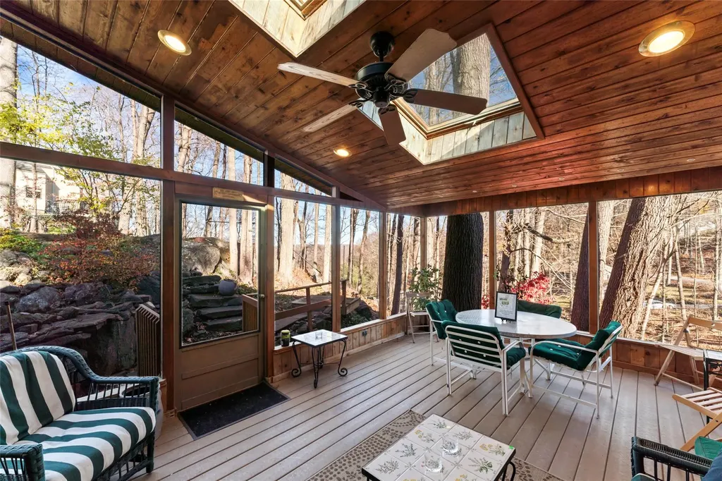 7 Out Post Road Katonah NY 10536