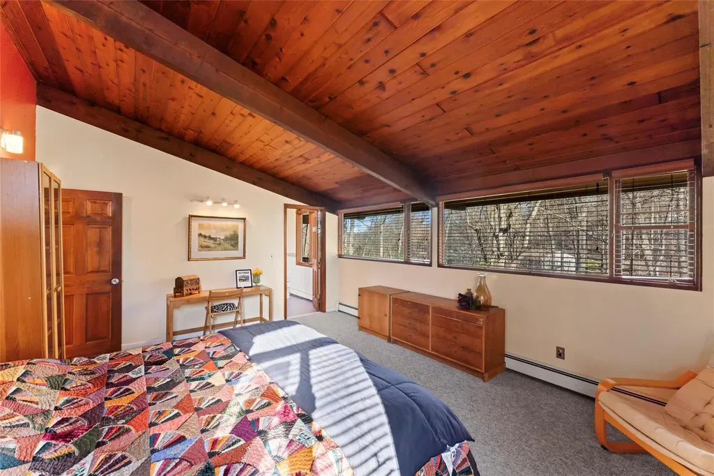 7 Out Post Road Katonah NY 10536