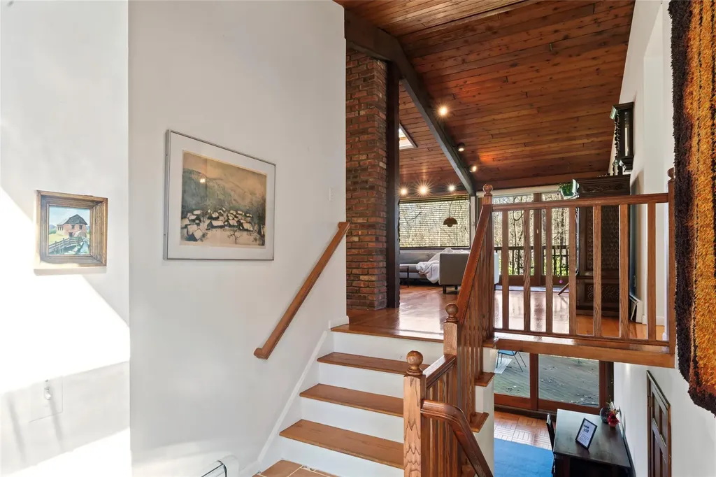 7 Out Post Road Katonah NY 10536