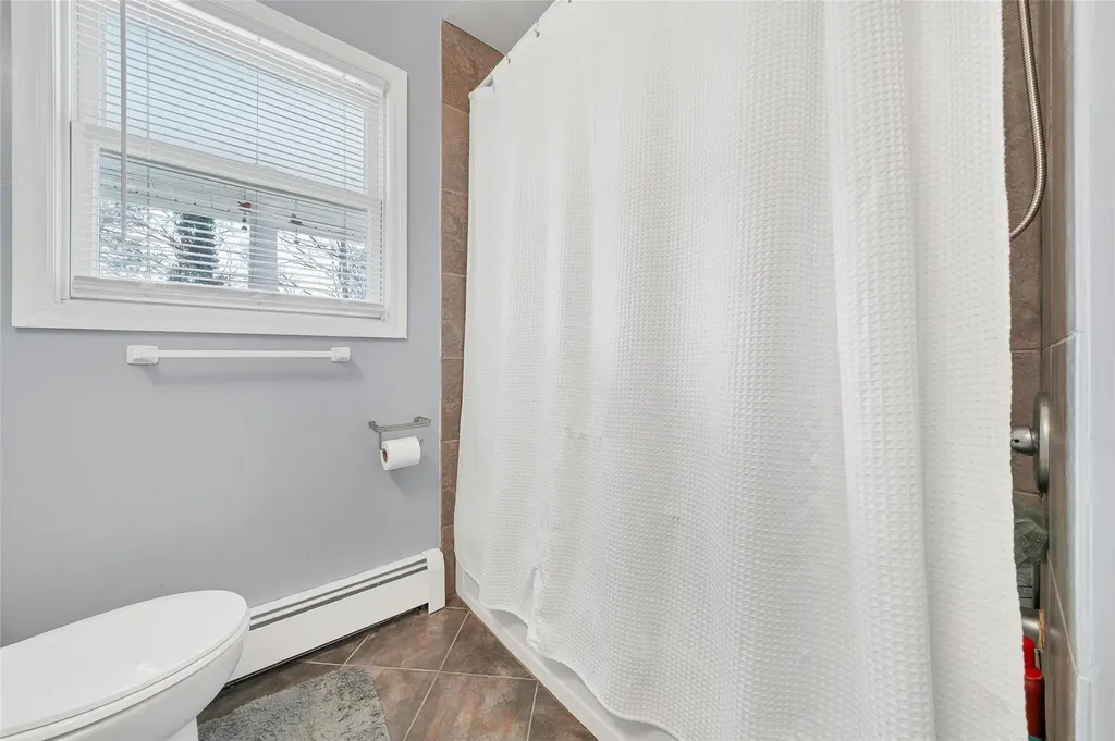 330 Round Lake Terrace Monroe NY 10950