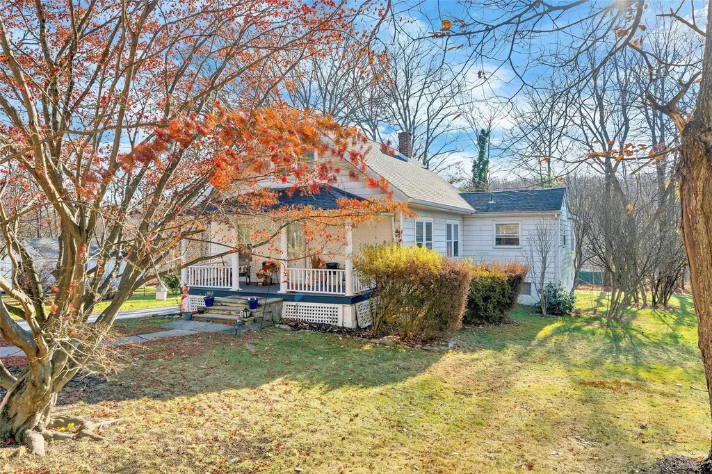 330 Round Lake Terrace Monroe NY 10950