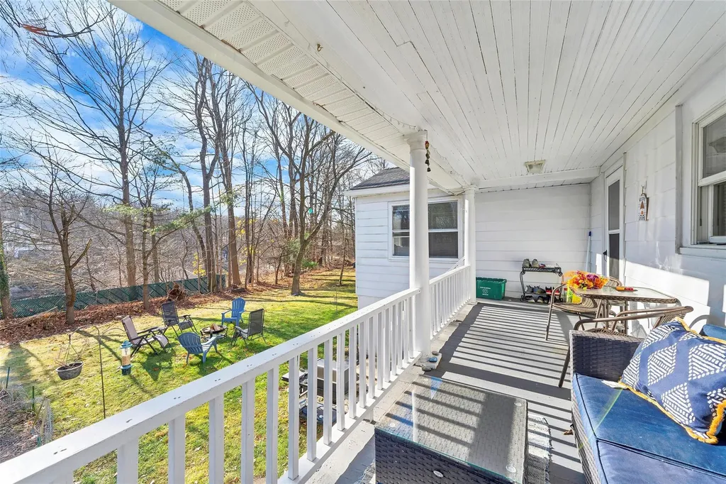 330 Round Lake Terrace Monroe NY 10950