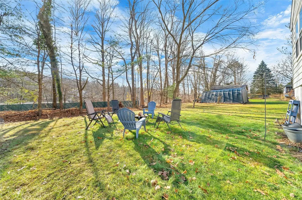330 Round Lake Terrace Monroe NY 10950