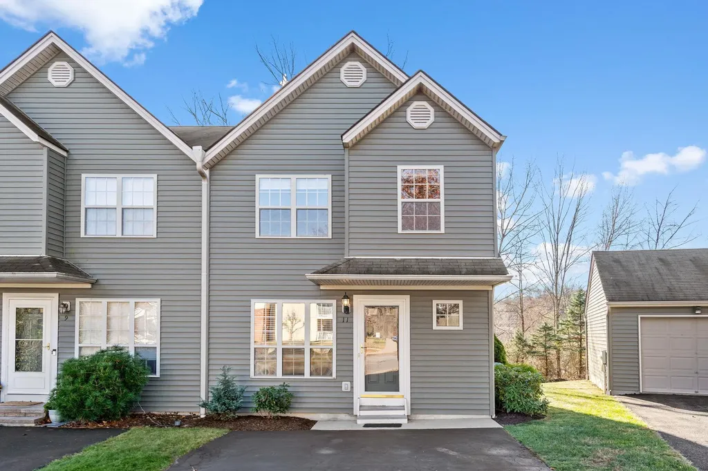 11 Argent Drive Highland NY 12528