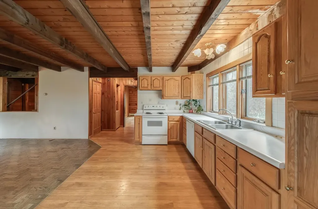 224 Cardinal Road Hyde Park NY 12538
