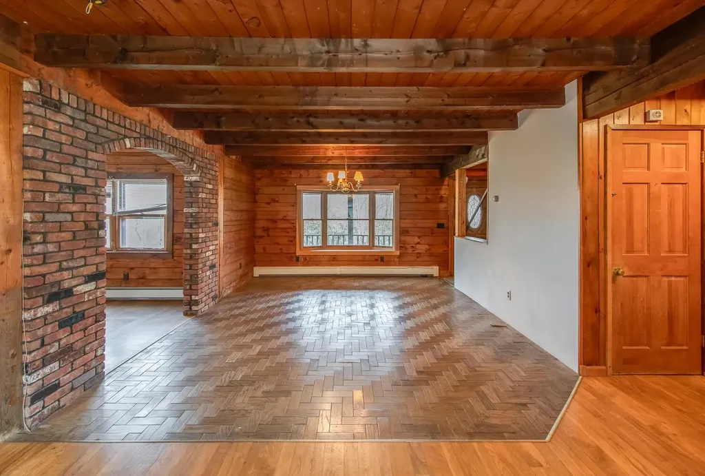 224 Cardinal Road Hyde Park NY 12538
