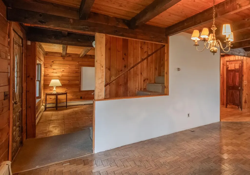 224 Cardinal Road Hyde Park NY 12538
