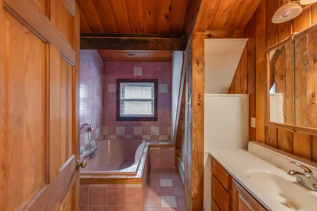 224 Cardinal Road Hyde Park NY 12538