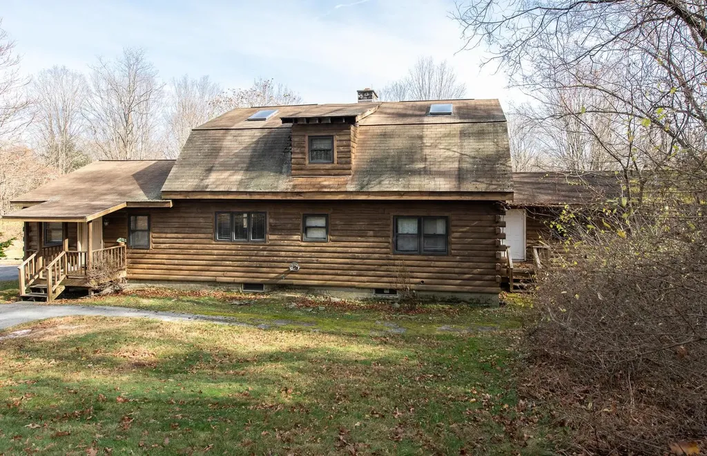 224 Cardinal Road Hyde Park NY 12538