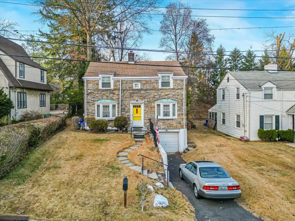 40 Maryton Road White Plains NY 10603