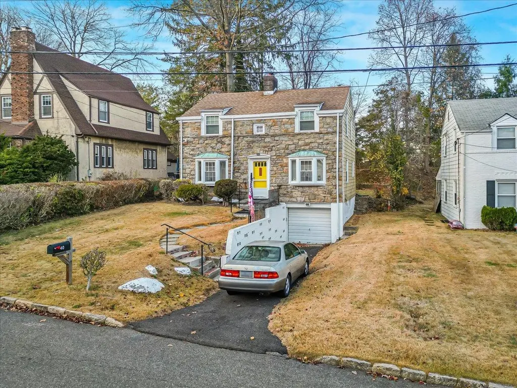 40 Maryton Road White Plains NY 10603