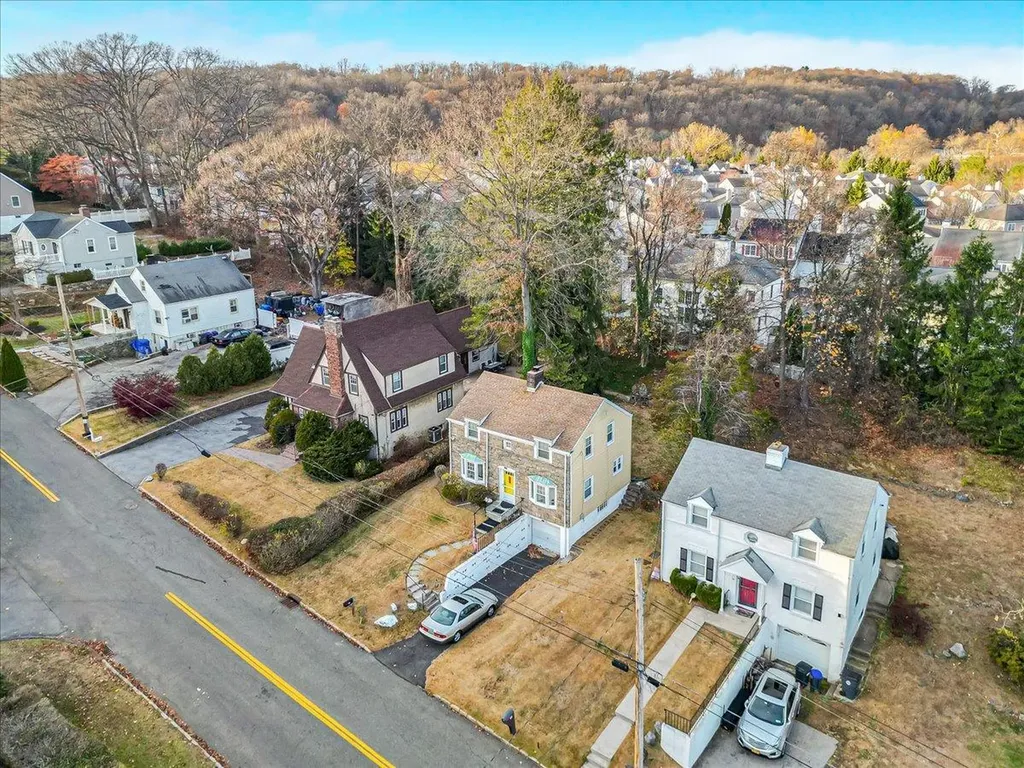 40 Maryton Road White Plains NY 10603