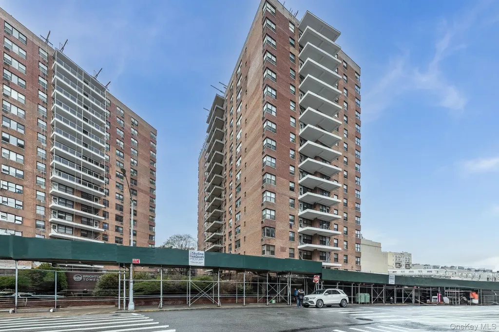 40 Brighton 1st Road Brooklyn NY 11235