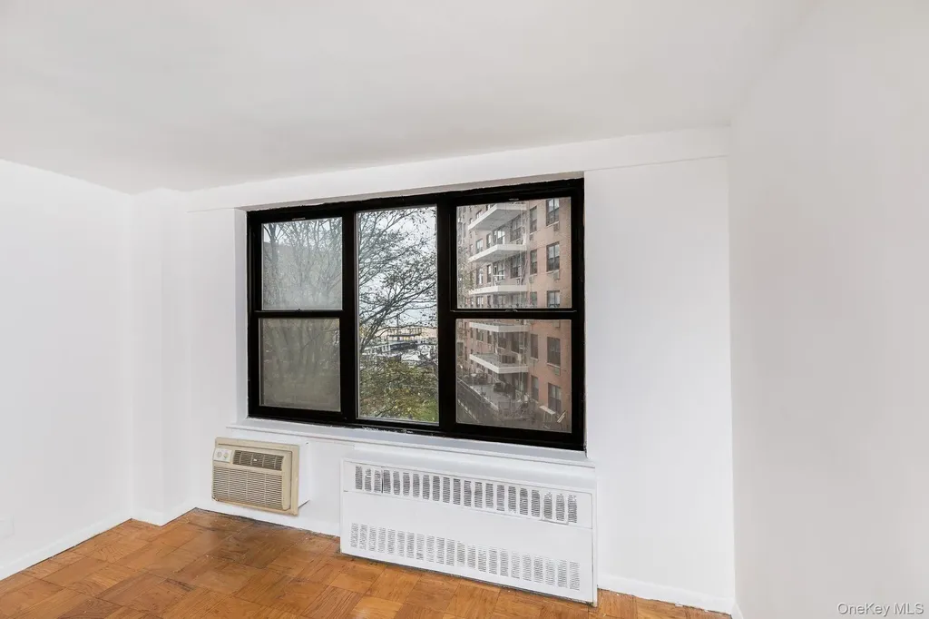 40 Brighton 1st Road Brooklyn NY 11235