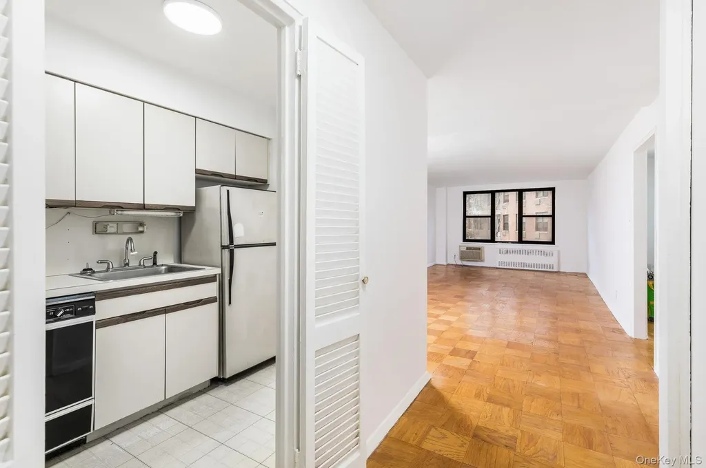 40 Brighton 1st Road Brooklyn NY 11235