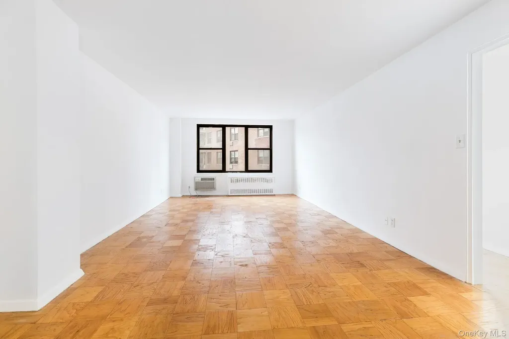 40 Brighton 1st Road Brooklyn NY 11235