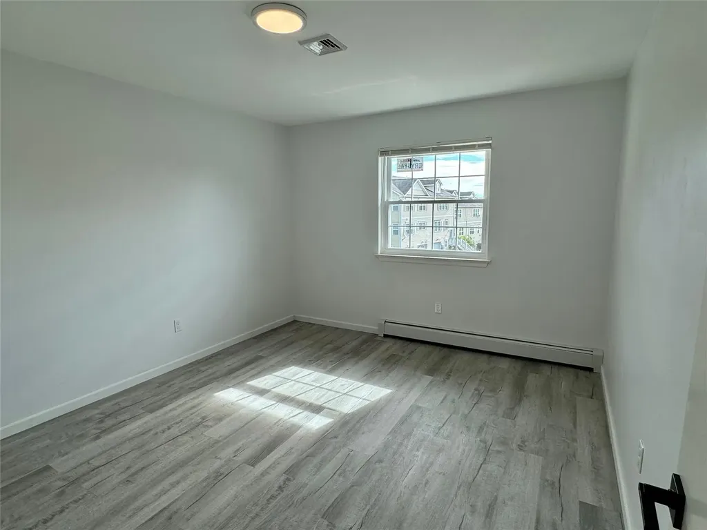 12 Cedar Court Middletown NY 10940