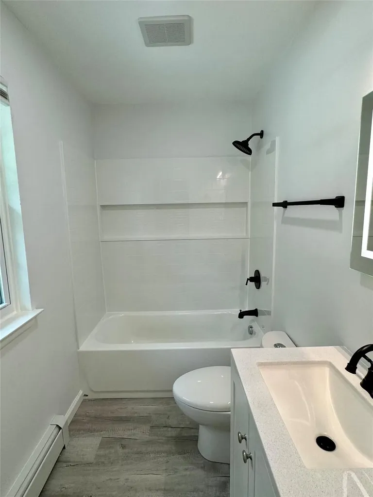 12 Cedar Court Middletown NY 10940
