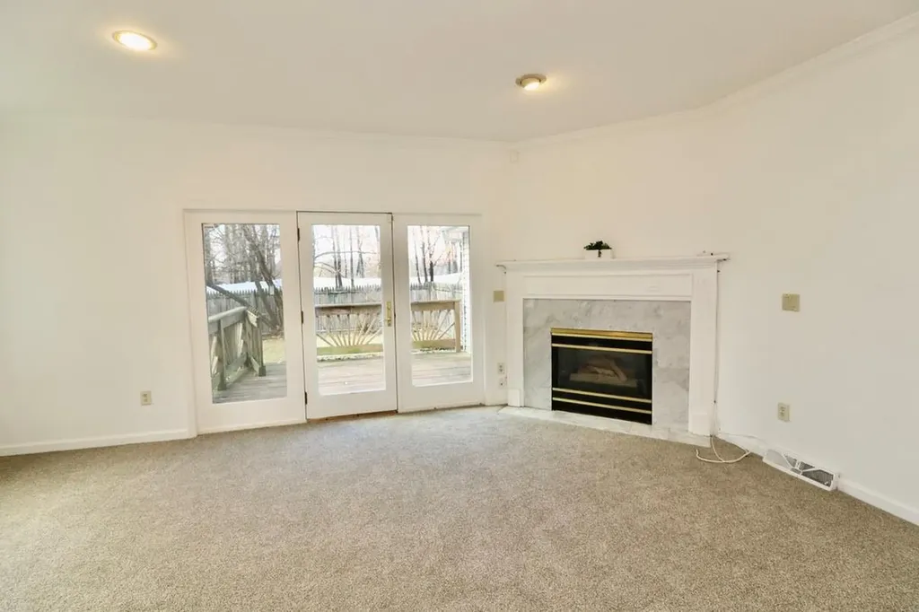 66 Roundtree Court Beacon NY 12508