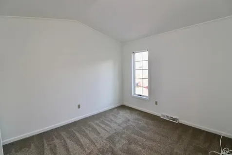 66 Roundtree Court Beacon NY 12508