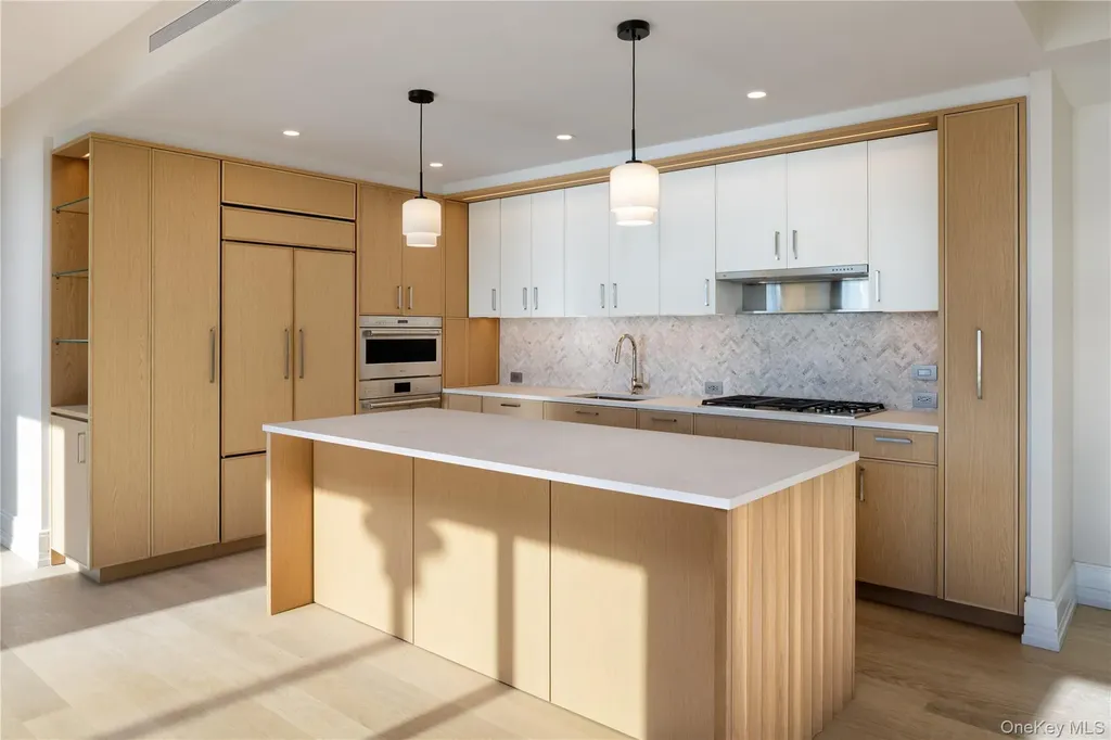 4 Lighthouse Landing Sleepy Hollow NY 10591