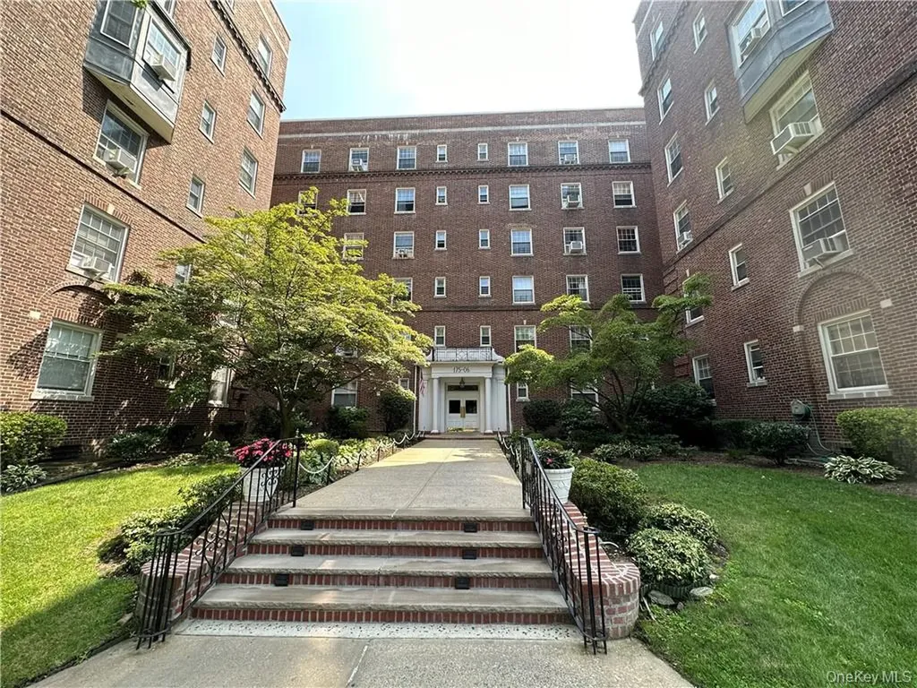 17506 Devonshire Boulevard Jamaica Hills NY 11432