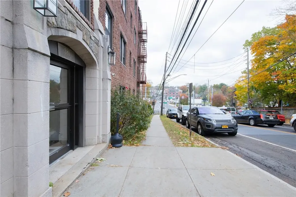 381 Broadway Dobbs Ferry NY 10522