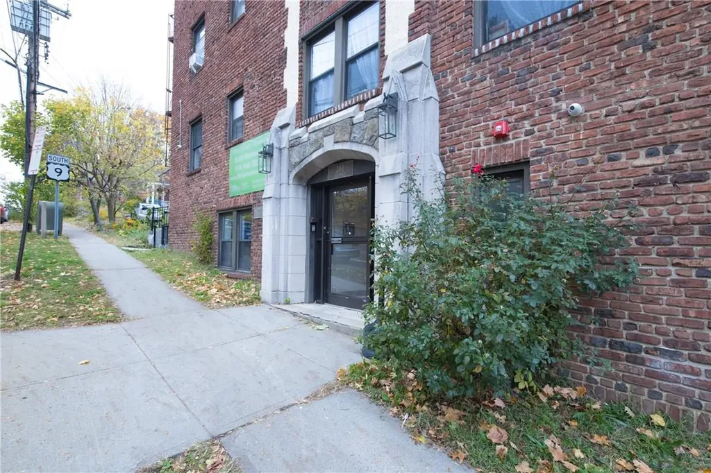 381 Broadway Dobbs Ferry NY 10522