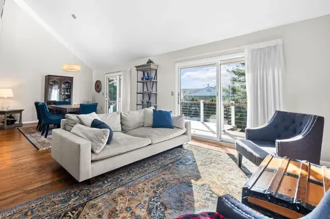 16 Skyview Lane New Rochelle NY 10804