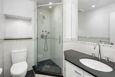 16 Skyview Lane New Rochelle NY 10804