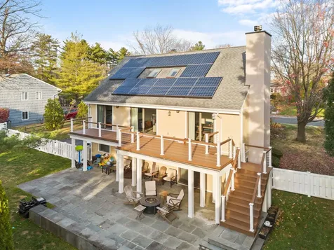16 Skyview Lane New Rochelle NY 10804