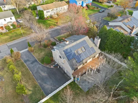 16 Skyview Lane New Rochelle NY 10804