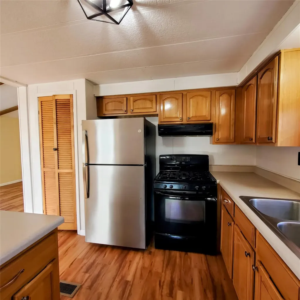52 Liberty Drive Hyde Park NY 12538