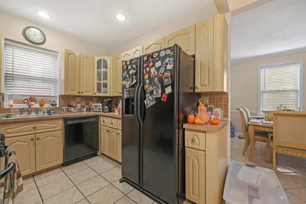 1825 Yates Avenue Bronx NY 10461
