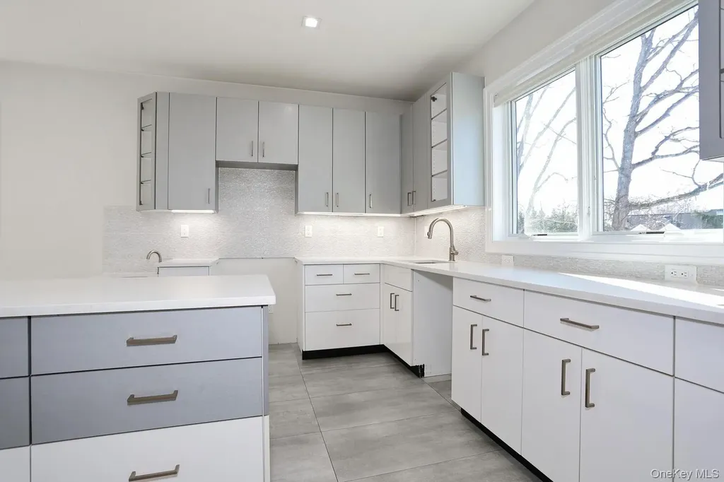 8 Neil Road Spring Valley NY 10977