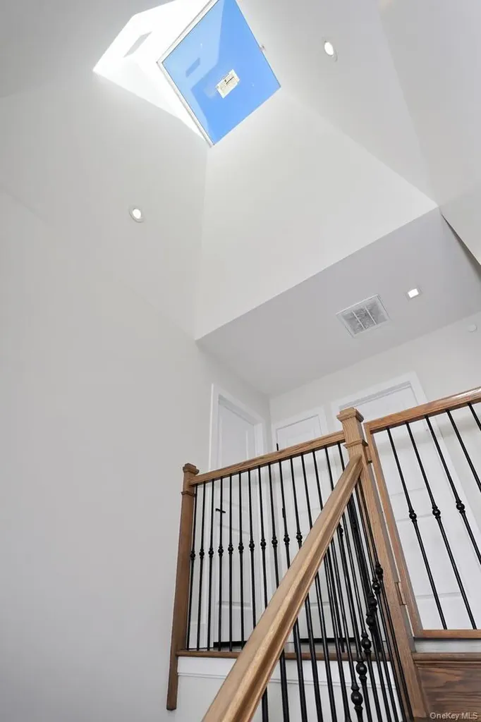 8 Neil Road Spring Valley NY 10977
