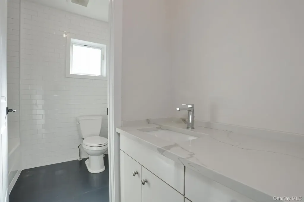 8 Neil Road Spring Valley NY 10977