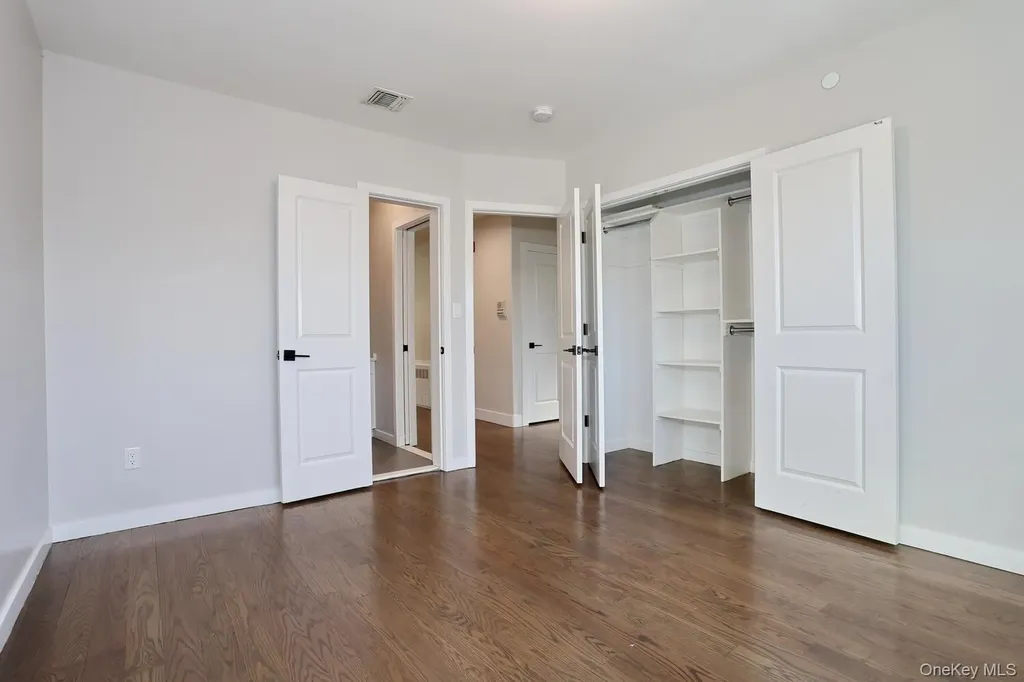8 Neil Road Spring Valley NY 10977