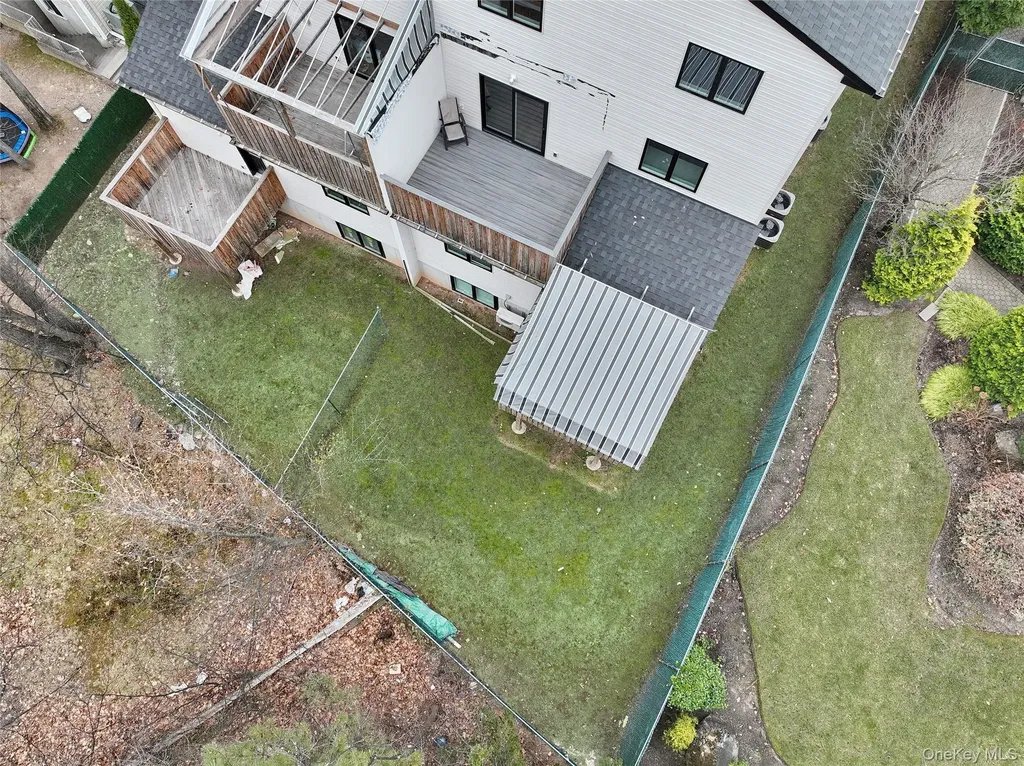 8 Neil Road Spring Valley NY 10977