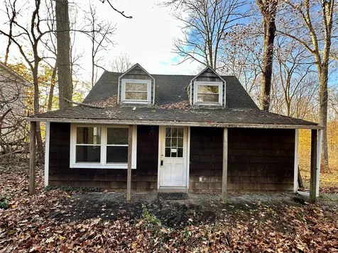 6 Hemlock Road South Salem NY 10590