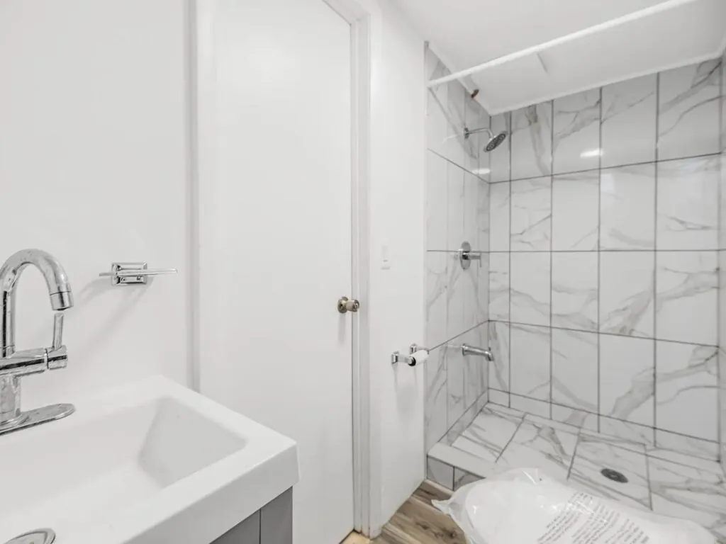 2648 Morris Avenue Bronx NY 10468