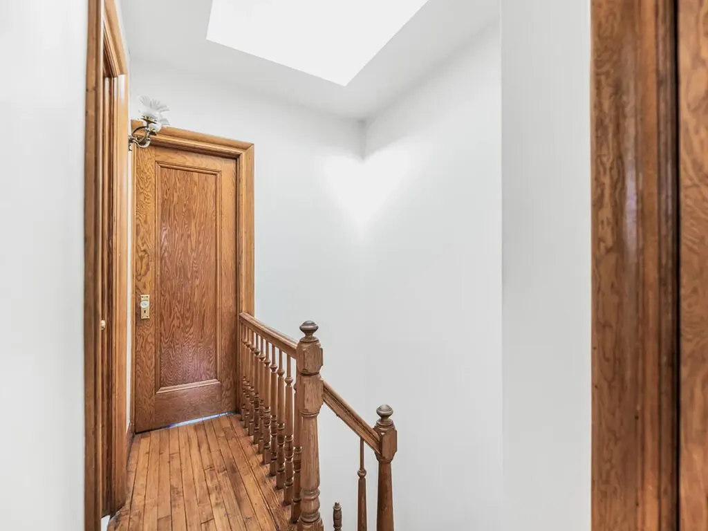 2648 Morris Avenue Bronx NY 10468