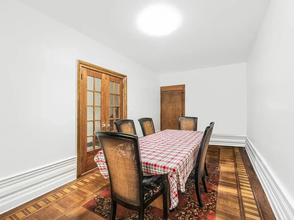 2648 Morris Avenue Bronx NY 10468