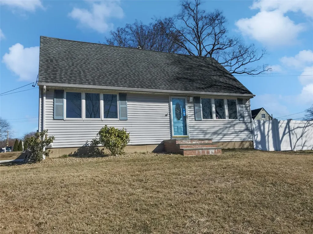30 Lehigh Brookhaven NY 11720