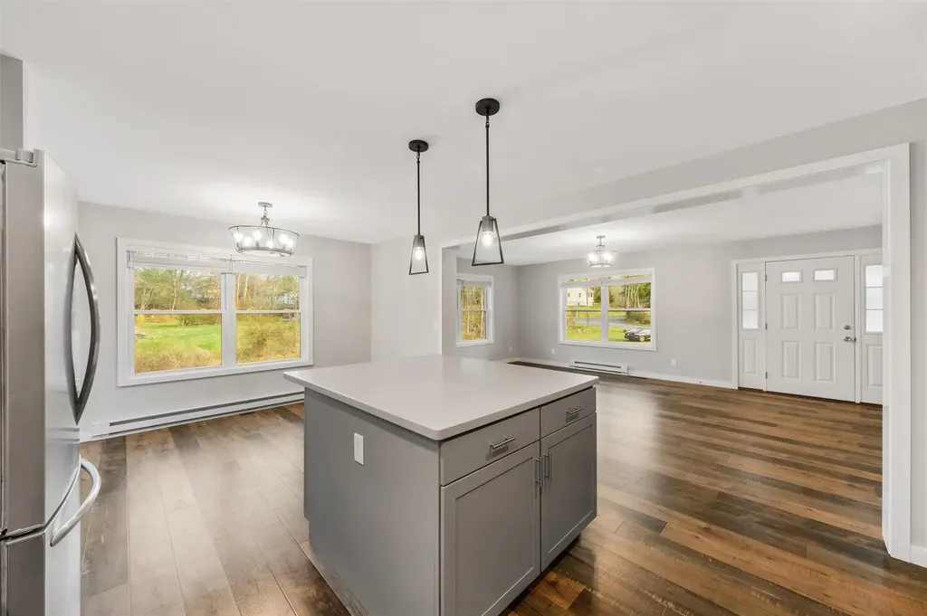 93 Kelly Road Red Hook NY 12571