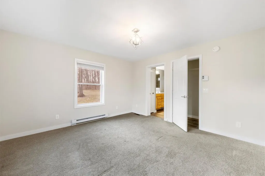 93 Kelly Road Red Hook NY 12571