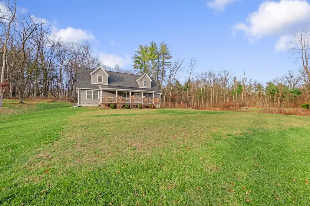 93 Kelly Road Red Hook NY 12571